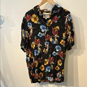 VTG Floral Black Hawaiian Shirt